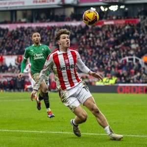 Here we go！罗马诺：利物浦19岁边锋库马斯将租借加盟伯明翰